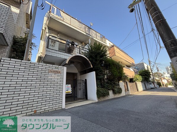 グレイス下北沢の物件外観写真